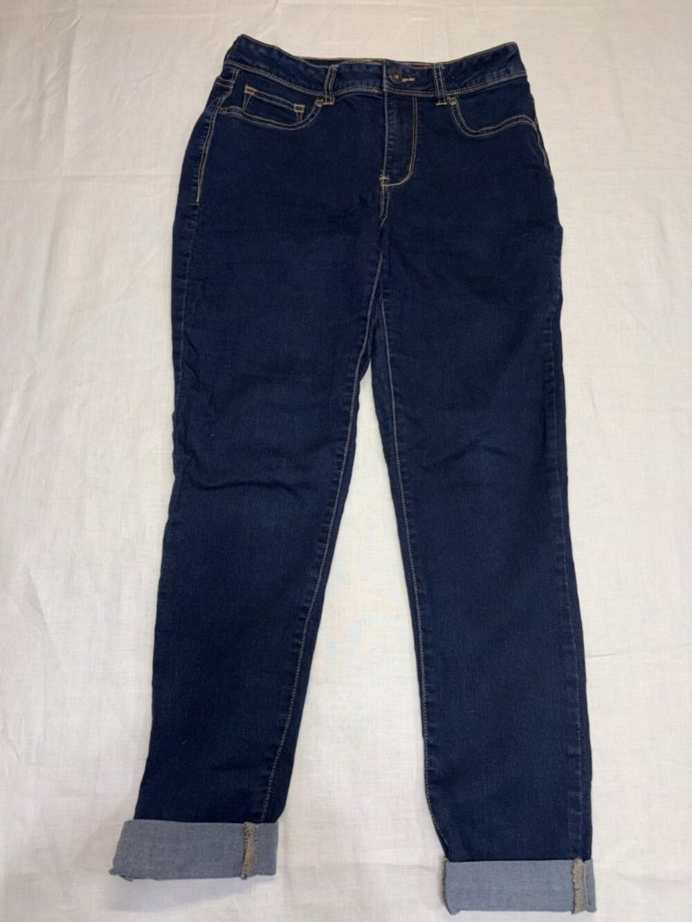 Maurices High Rise Cuffed Jeans Dark Wash M Medium Short Women 28X26 Stretch